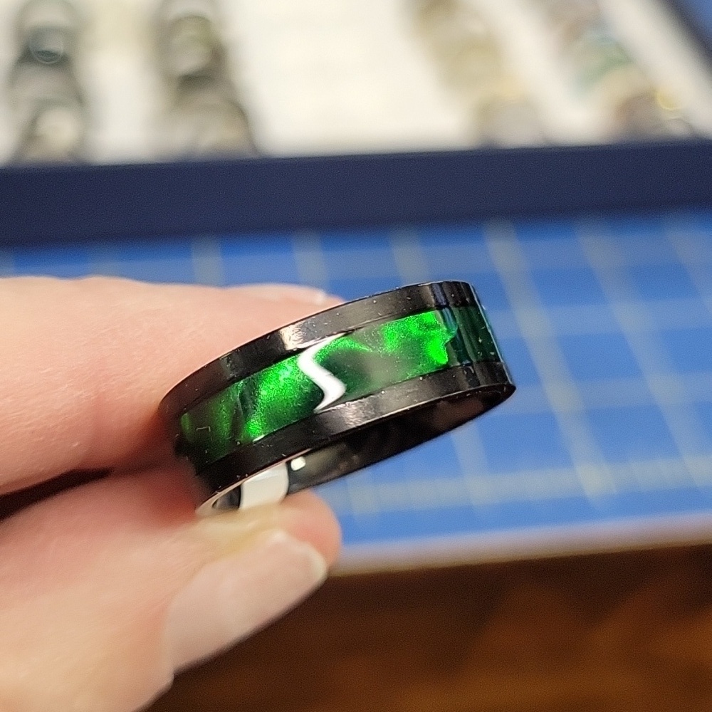 Green & Black Band